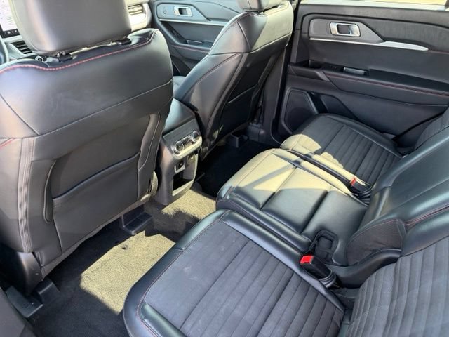 Certified 2025 Ford Explorer ST-Line w/ ST-Line Street Pack AWD/4WD image 23