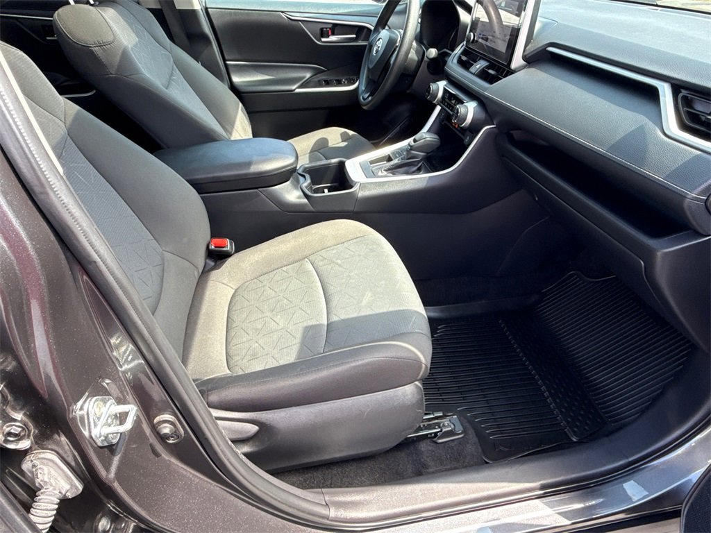 Used 2024 Toyota RAV4 XLE image 13