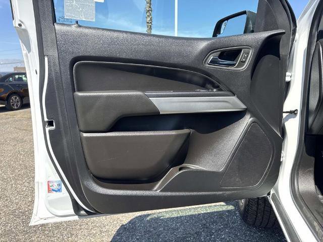 Used 2022 Chevrolet Colorado LT w/ Fleet Safety Package image 18