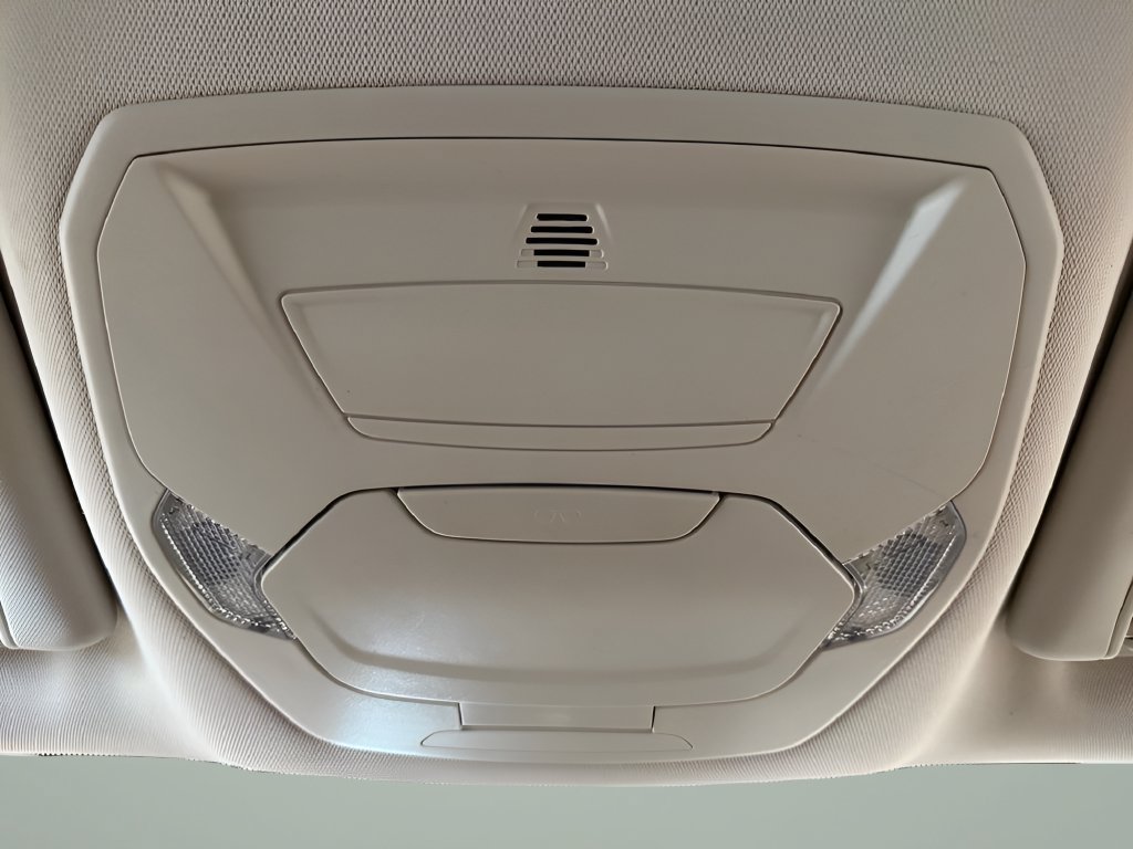 Certified 2017 Ford Escape SE FWD image 25