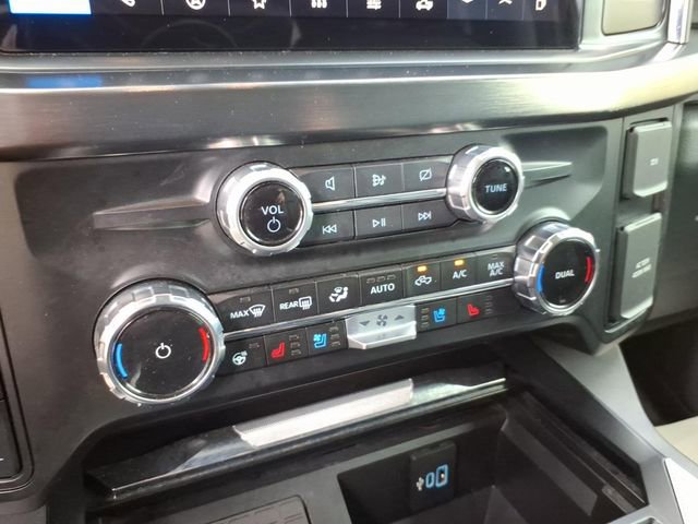 Certified 2024 Ford F250 Lariat w/ Lariat Ultimate Package AWD/4WD image 33