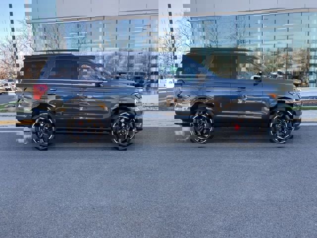 Certified 2023 Ford Expedition Limited image 6