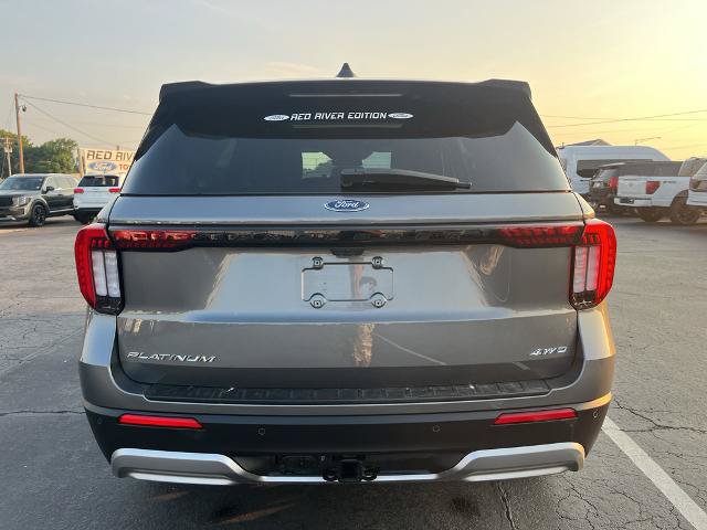 Certified 2025 Ford Explorer Platinum AWD/4WD image 6