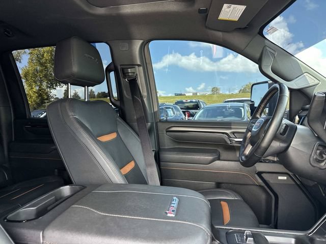 Used 2025 GMC Sierra 2500 AT4 w/ AT4 Premium Plus Package AWD/4WD image 10