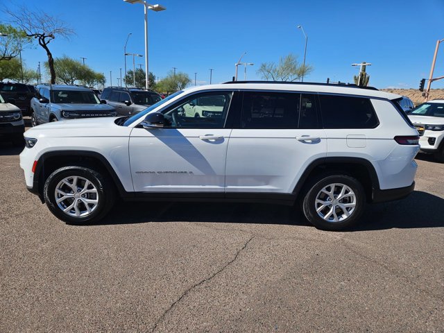 Used 2023 Jeep Grand Cherokee L Limited w/ Luxury Tech Group II image 6