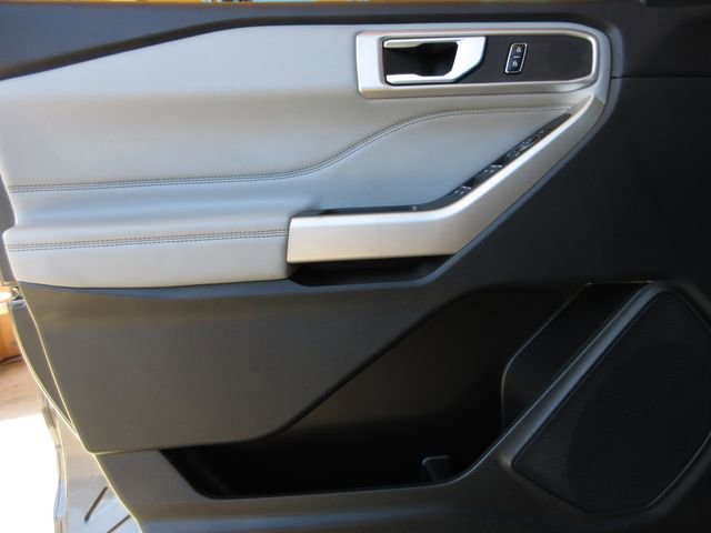 Certified 2023 Ford Explorer XLT w/ Equipment Group 202A image 10