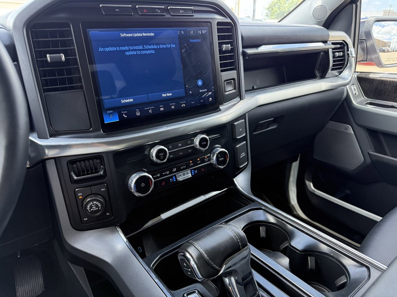 Certified 2023 Ford F150 Lariat w/ FX4 Off-Road Package AWD/4WD image 15