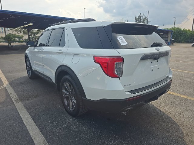 Certified 2023 Ford Explorer XLT w/ Equipment Group 202A RWD image 4