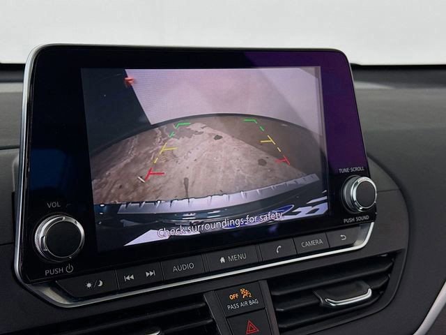 Used 2022 Nissan Altima 2.5 SV image 14