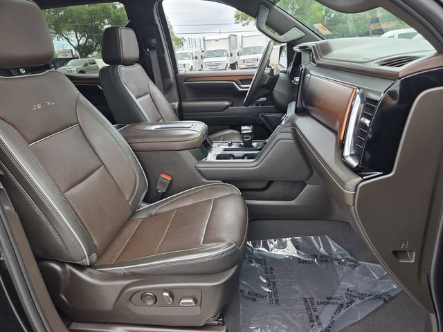 Used 2022 GMC Sierra 1500 Denali w/ Technology Package RWD image 19