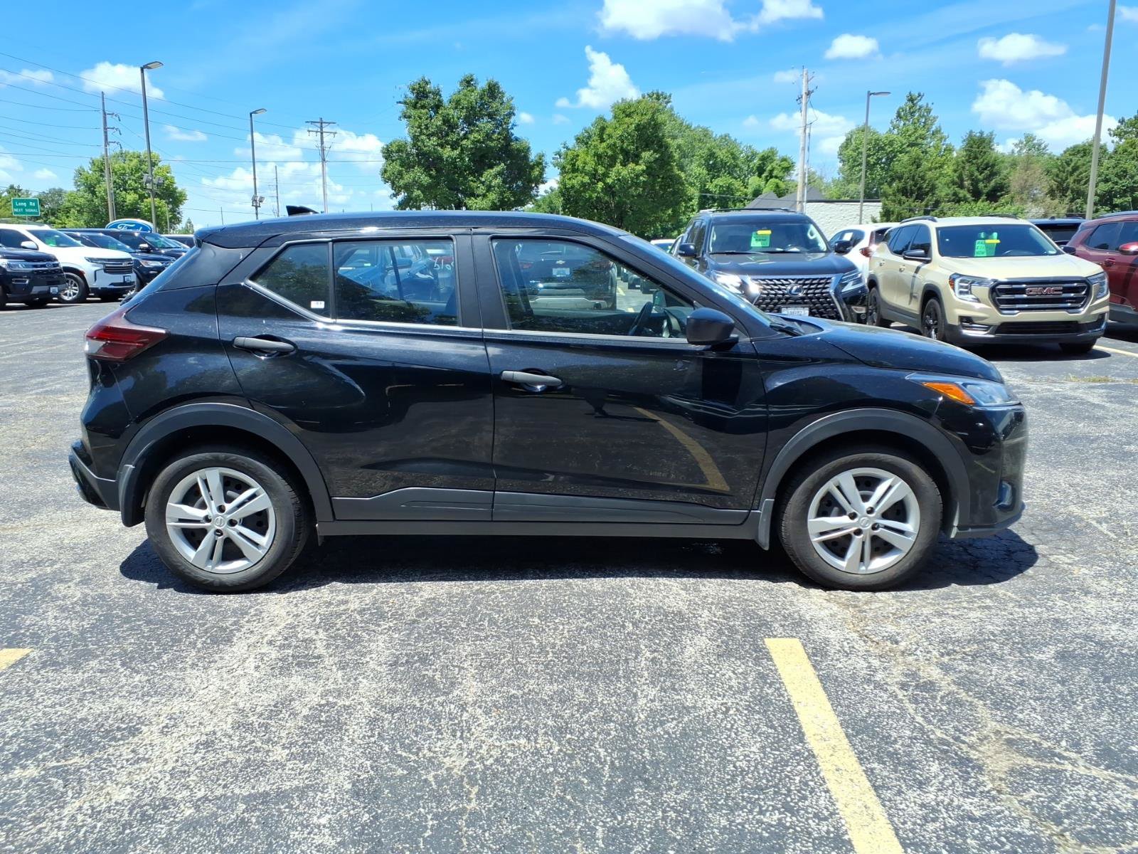 Used 2024 Nissan Kicks S FWD image 28