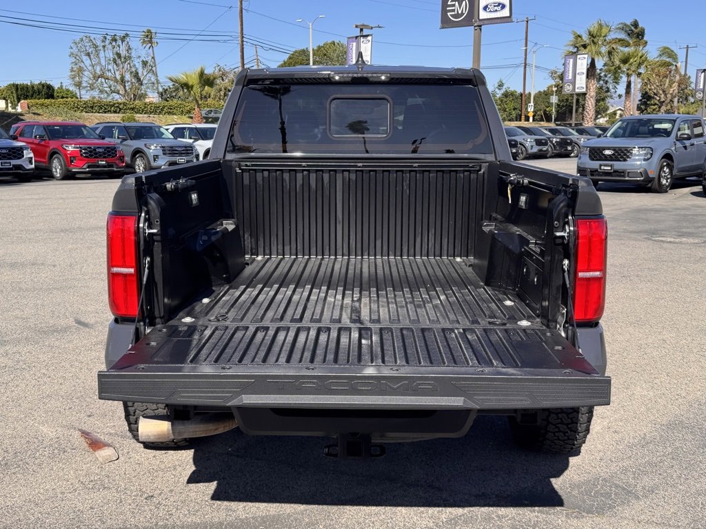 Used 2025 Toyota Tacoma TRD Sport image 13