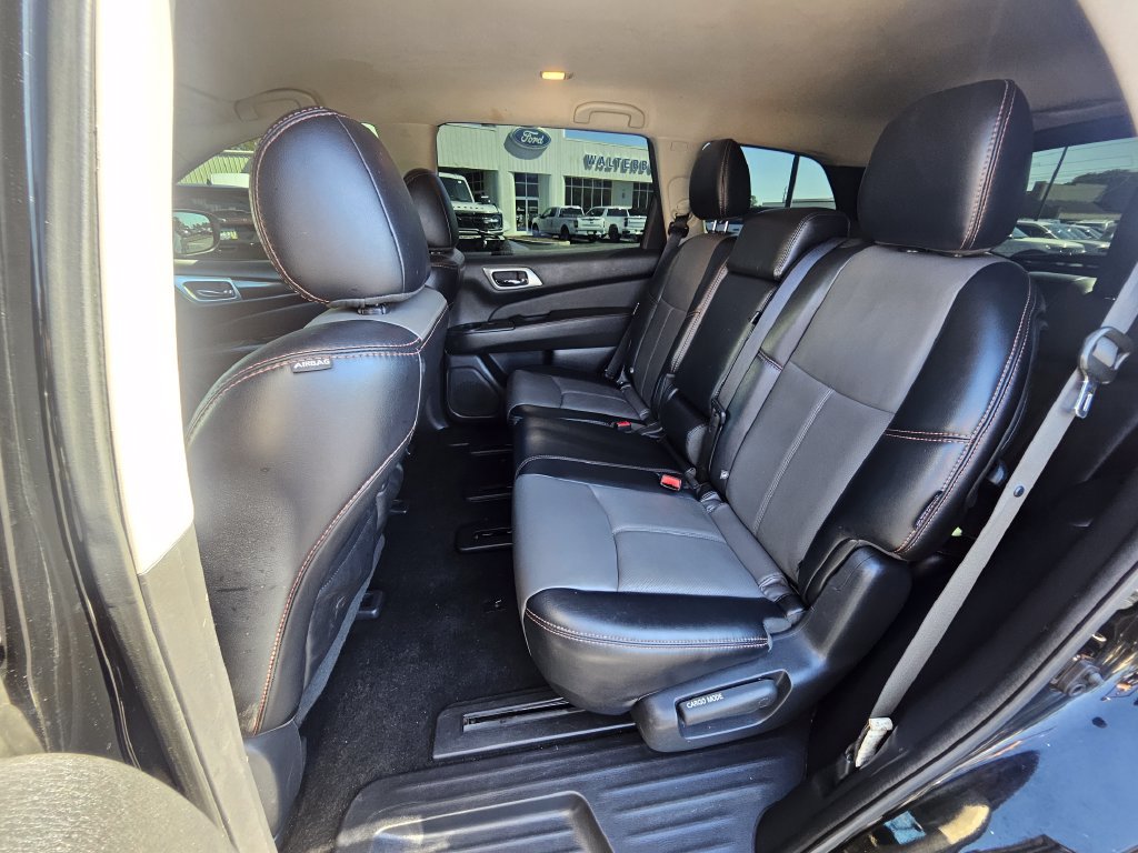 Used 2019 Nissan Pathfinder SL w/ Rock Creek Edition FWD image 11