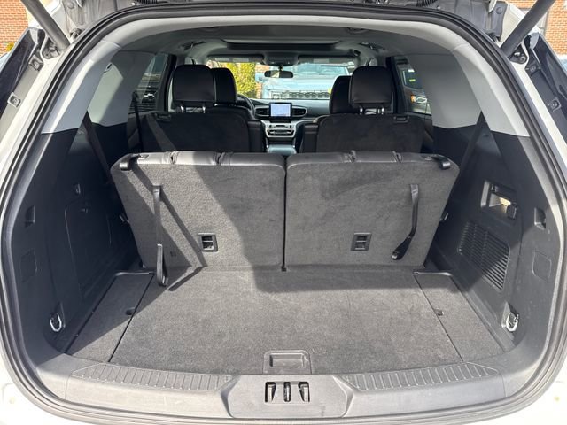 Certified 2023 Ford Explorer XLT w/ Equipment Group 202A image 12