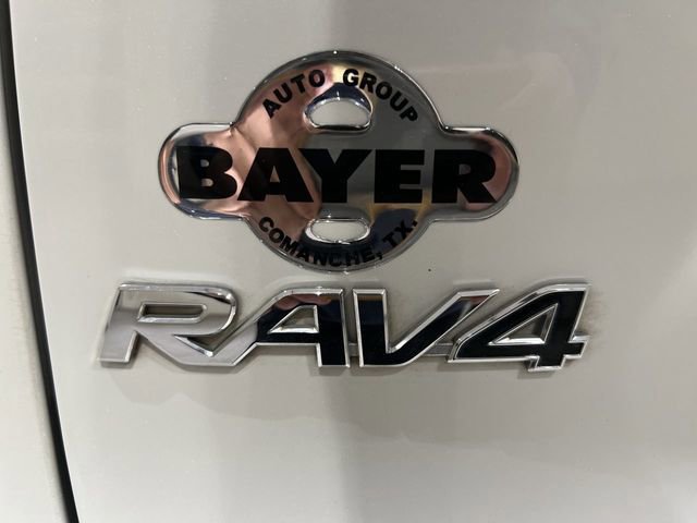 Used 2019 Toyota RAV4 Limited image 27