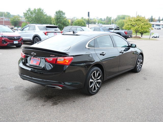 Used 2025 Chevrolet Malibu RS FWD image 5
