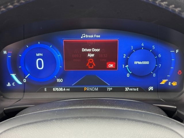 Certified 2020 Ford Escape Titanium image 25