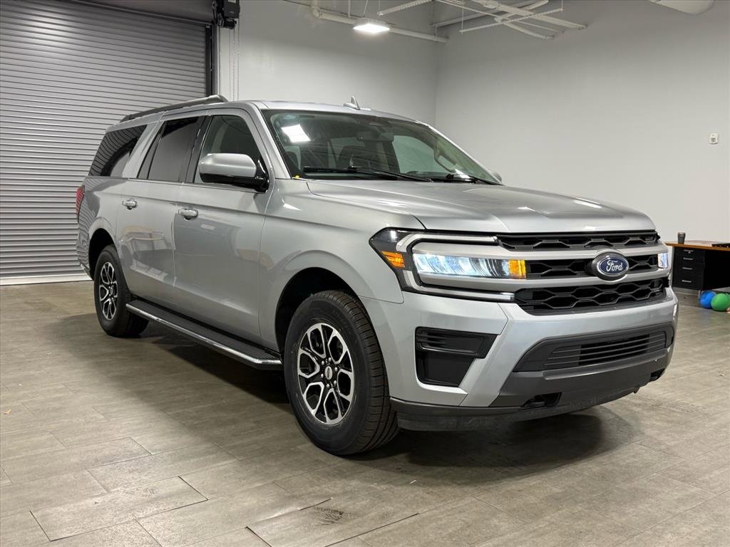Certified 2023 Ford Expedition Max XLT image 2