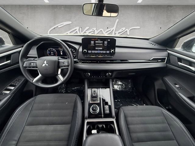 Used 2023 Mitsubishi Outlander SE Black Edition FWD image 20