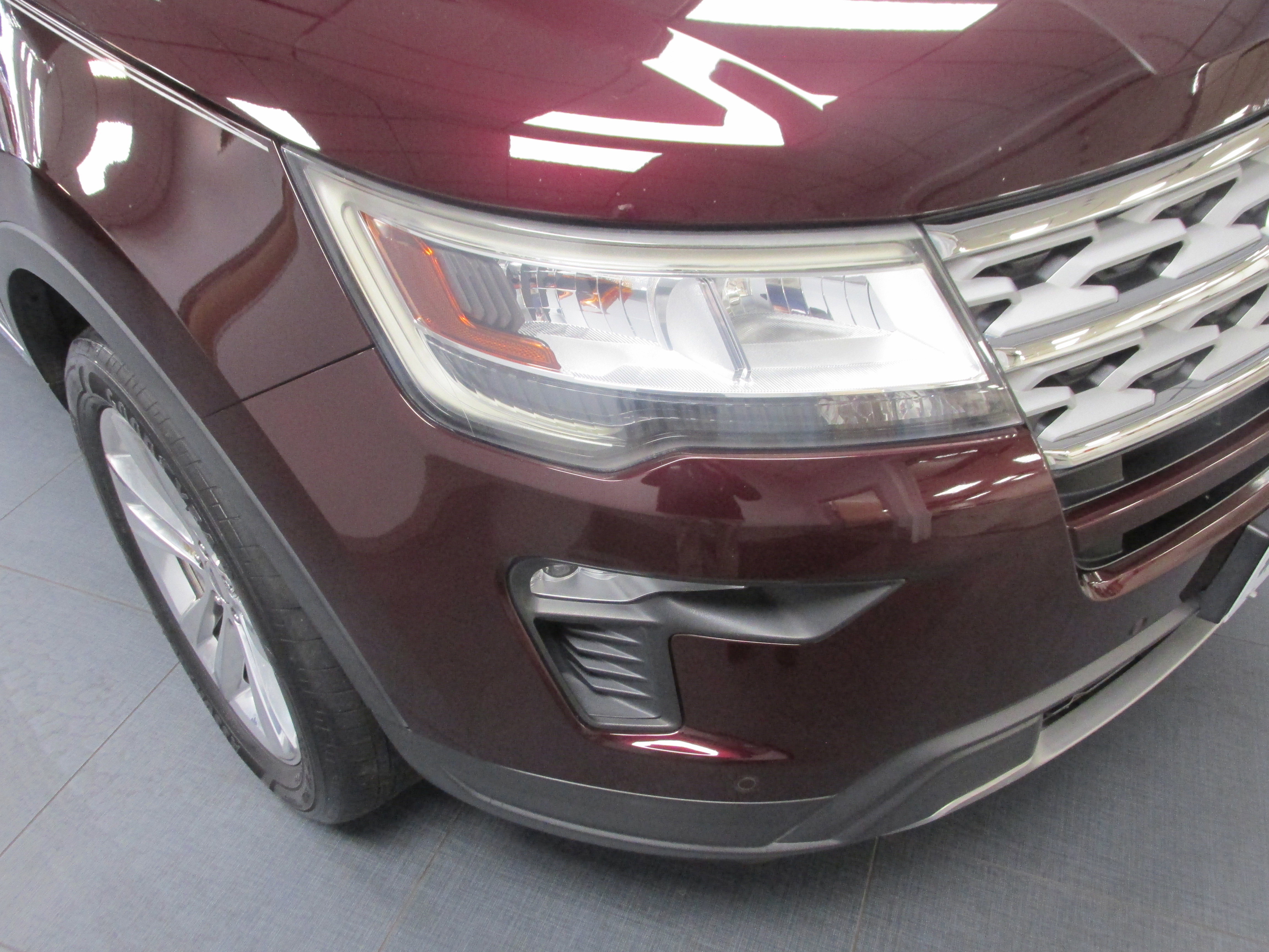 Certified 2019 Ford Explorer XLT w/ Equipment Group 202A image 10