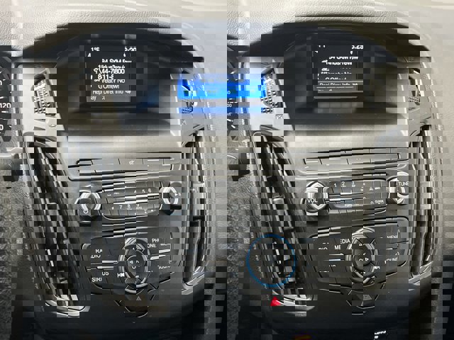 Certified 2018 Ford Focus SE image 22