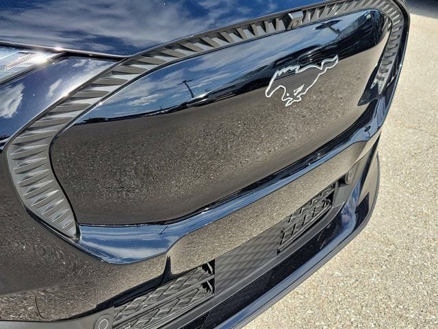 Certified 2025 Ford Mustang Mach-E Select AWD/4WD image 7