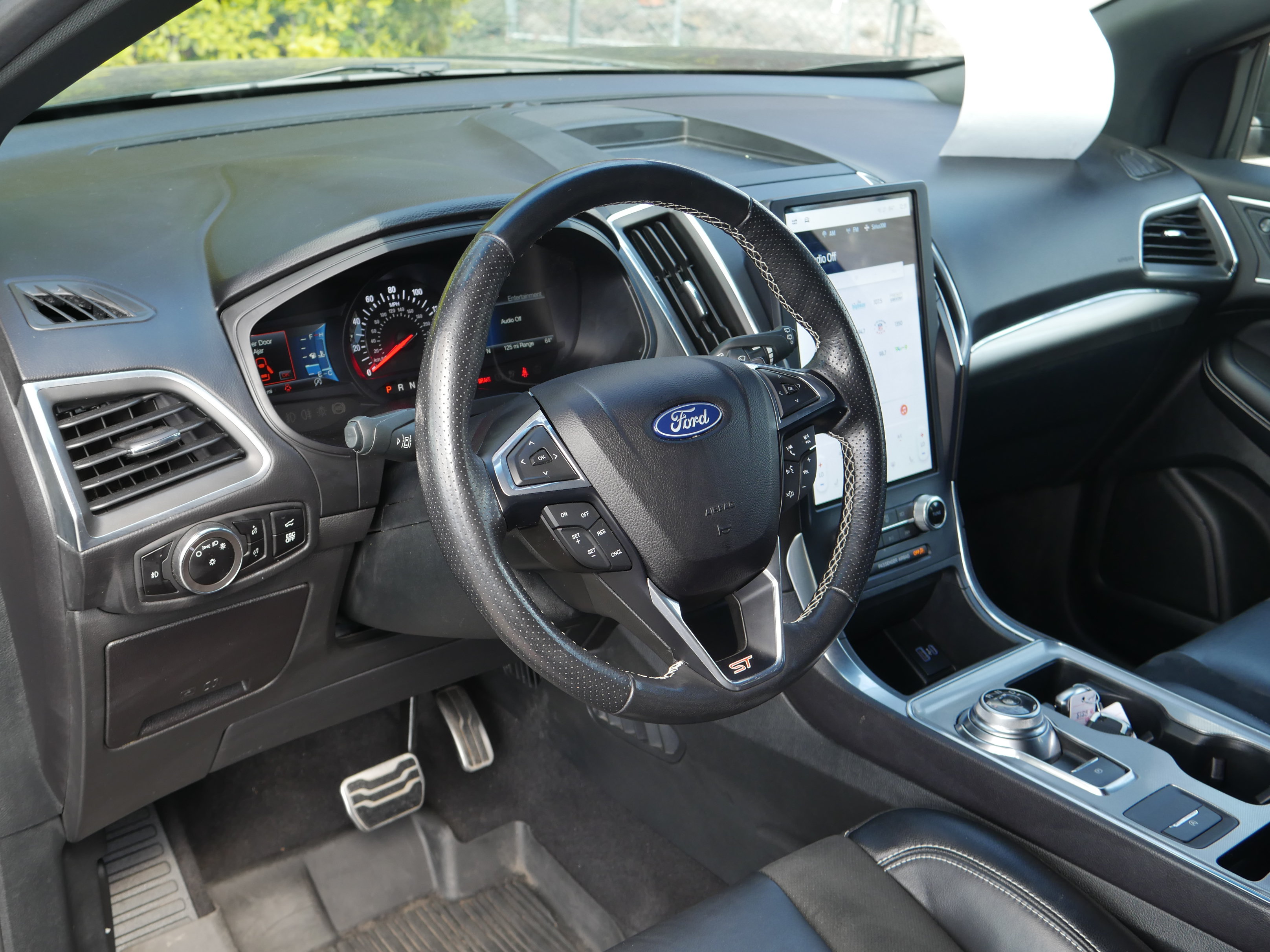 Certified 2023 Ford Edge ST AWD/4WD image 4