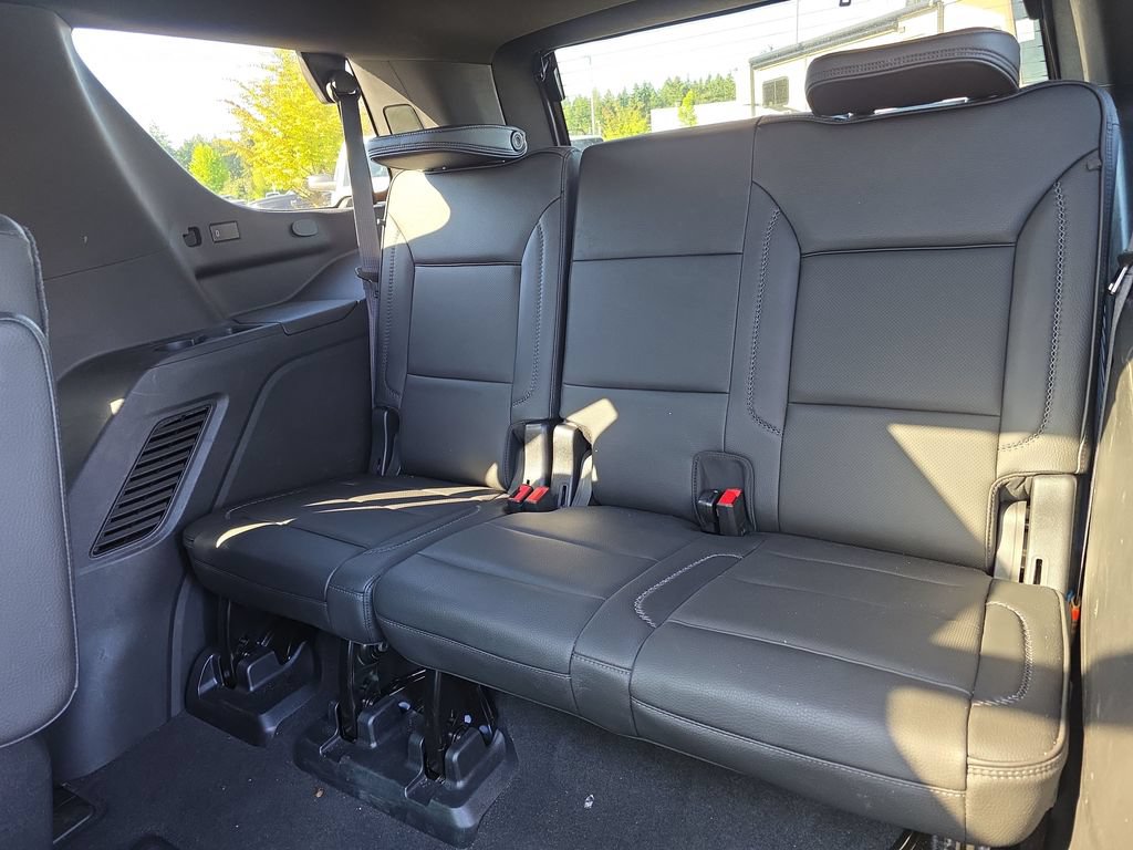 Used 2021 GMC Yukon Denali w/ Denali Premium Package AWD/4WD image 33
