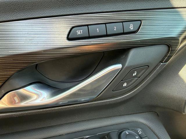 Used 2019 GMC Terrain SLT w/ Preferred Package FWD image 19