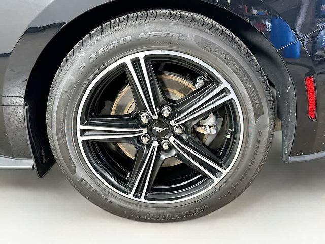Certified 2024 Ford Mustang Coupe RWD image 7