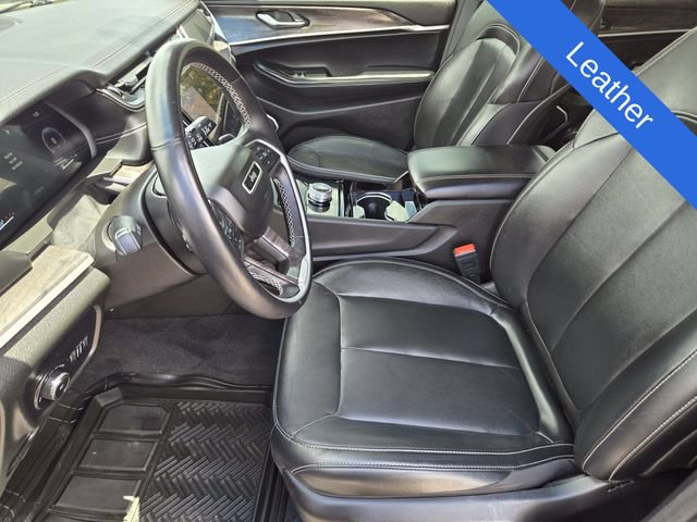 Used 2021 Jeep Grand Cherokee L Limited RWD image 12