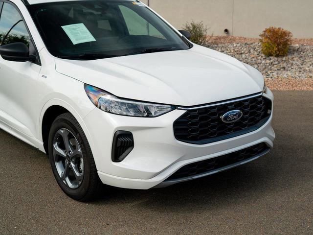Certified 2024 Ford Escape ST-Line w/ Tech Pack #1 FWD image 2