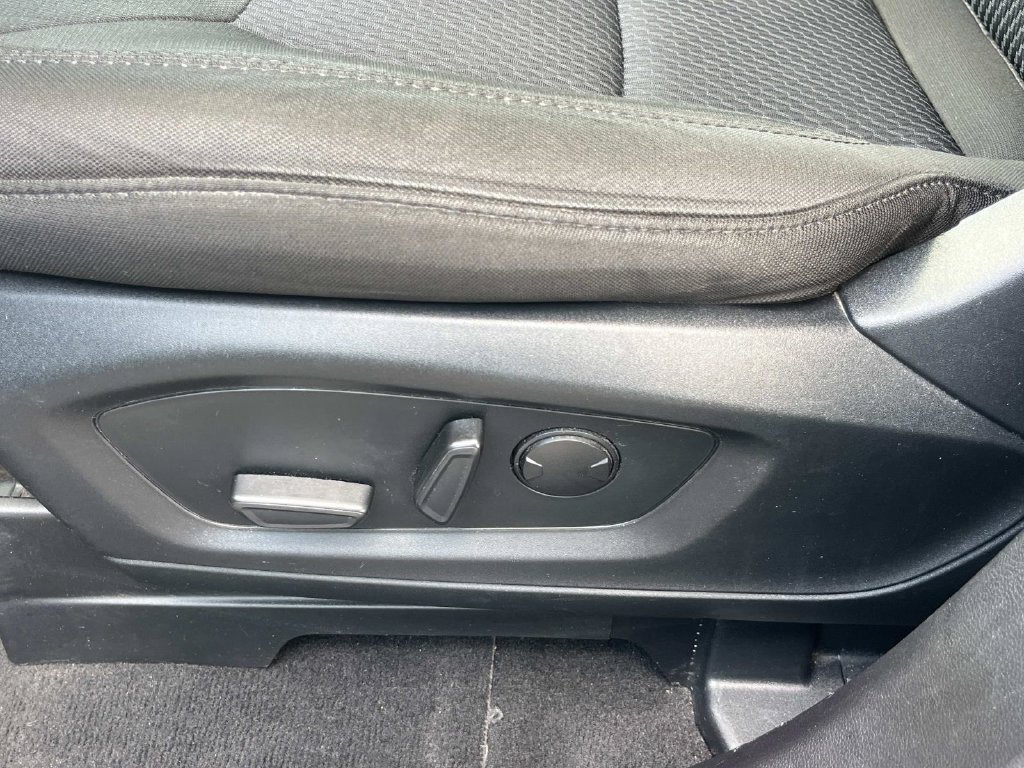 Certified 2022 Ford Explorer XLT RWD image 35