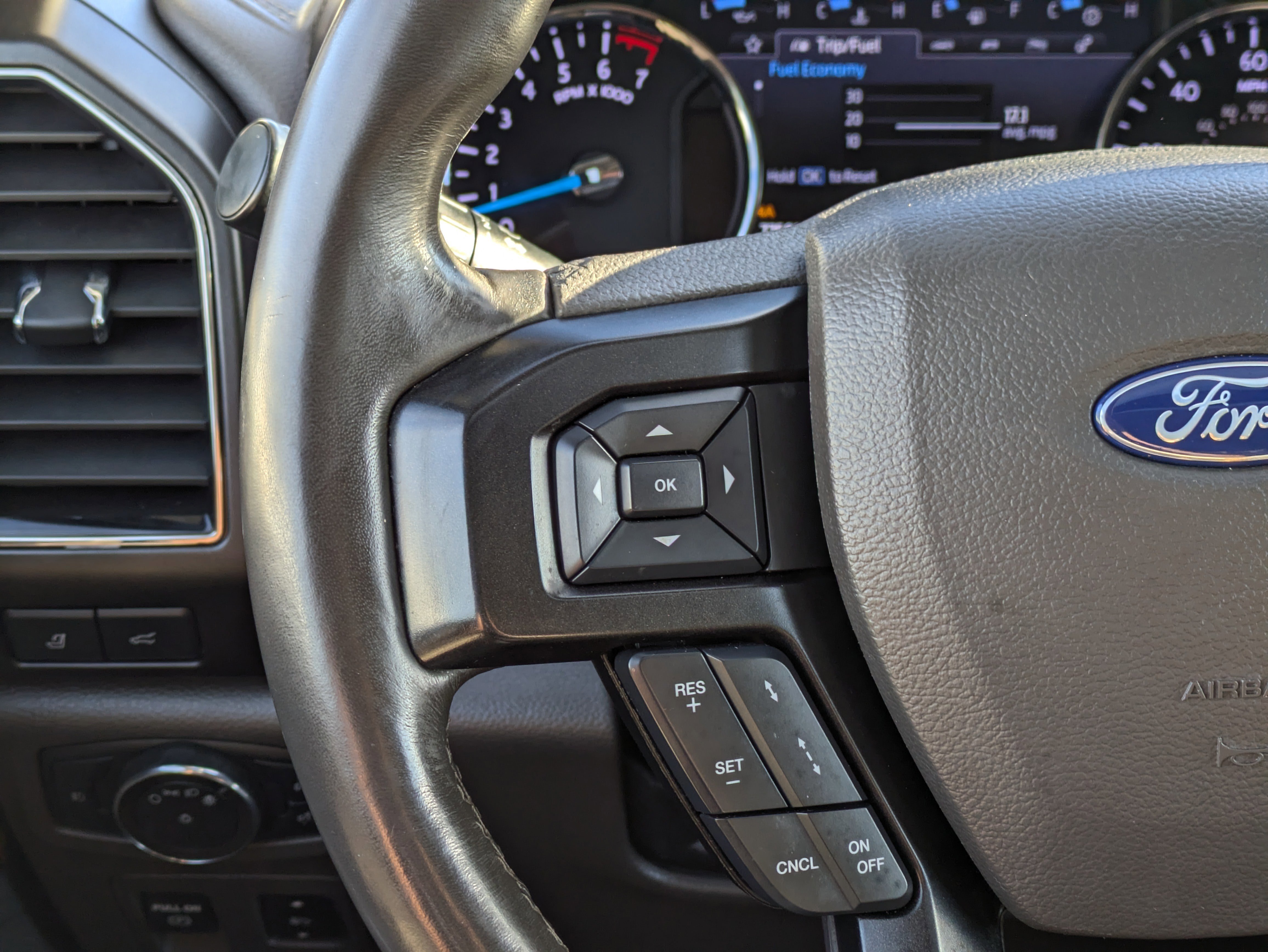 Certified 2020 Ford Expedition Max Limited w/ Equipment Group 302A image 27