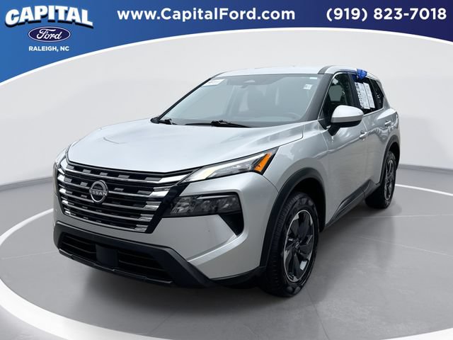 Used 2025 Nissan Rogue SV