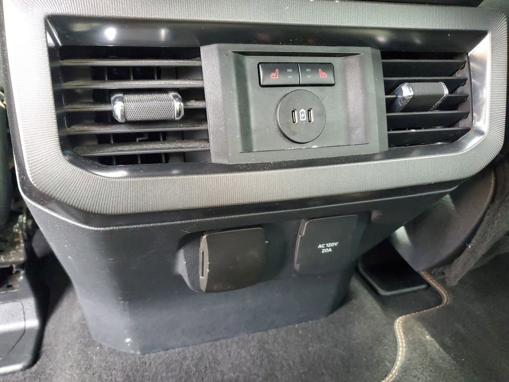 Certified 2024 Ford F250 Platinum AWD/4WD image 13