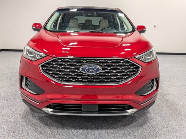 Certified 2022 Ford Edge Titanium w/ Equipment Group 301A AWD/4WD image 3