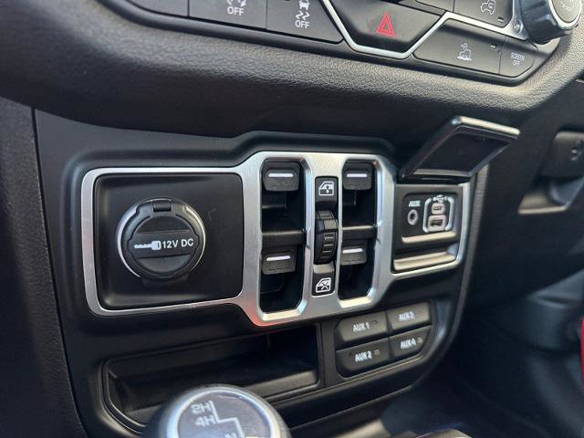 Used 2025 Jeep Wrangler Unlimited Sport AWD/4WD image 25