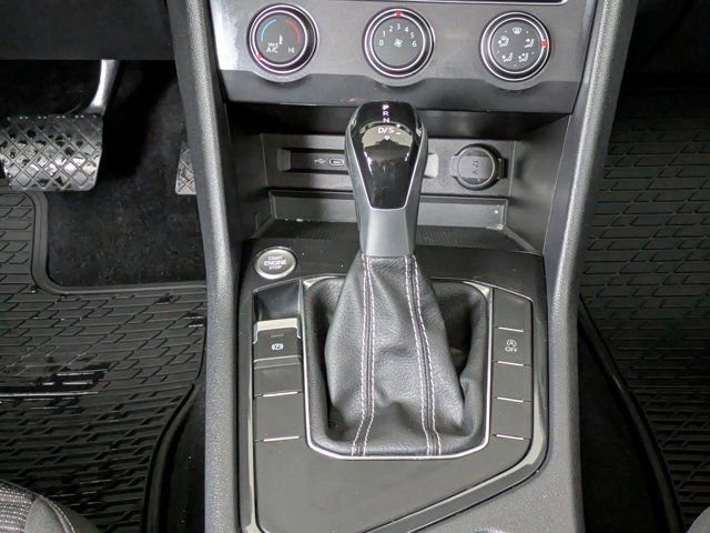 Used 2022 Volkswagen Tiguan S image 17