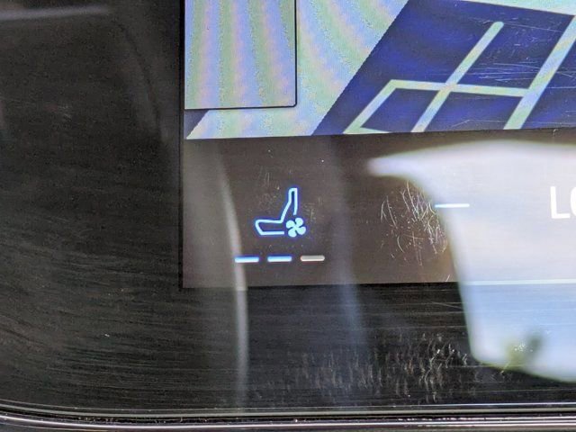 Certified 2024 Ford Mustang Premium image 30