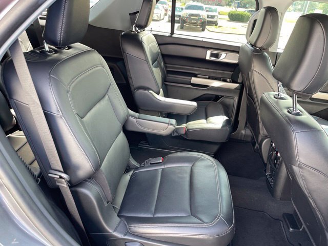 Certified 2023 Ford Explorer Limited w/ Equipment Group 301A RWD image 24