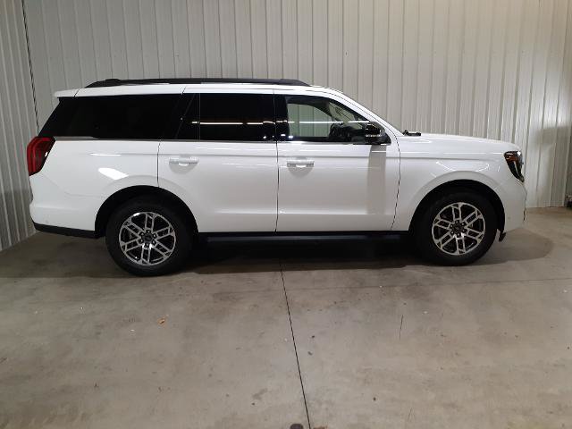 Certified 2025 Ford Expedition Active AWD/4WD image 24