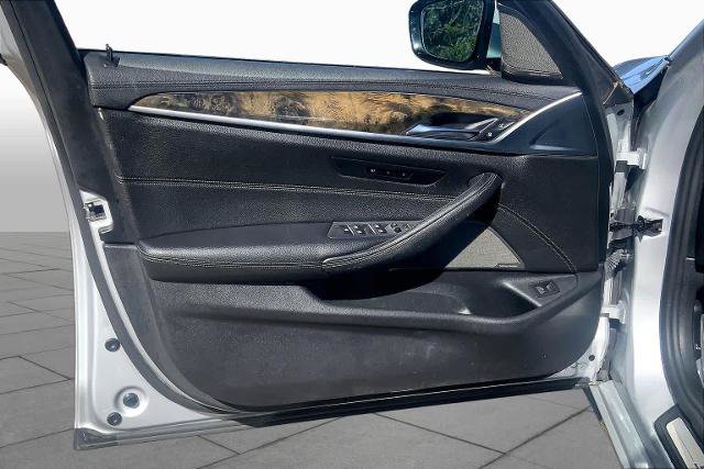 Used 2017 BMW 530i xDrive AWD/4WD image 22