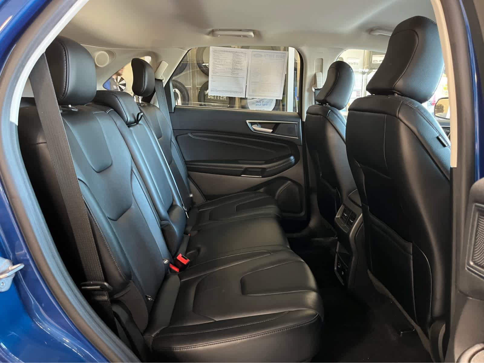 Certified 2022 Ford Edge Titanium AWD/4WD image 32