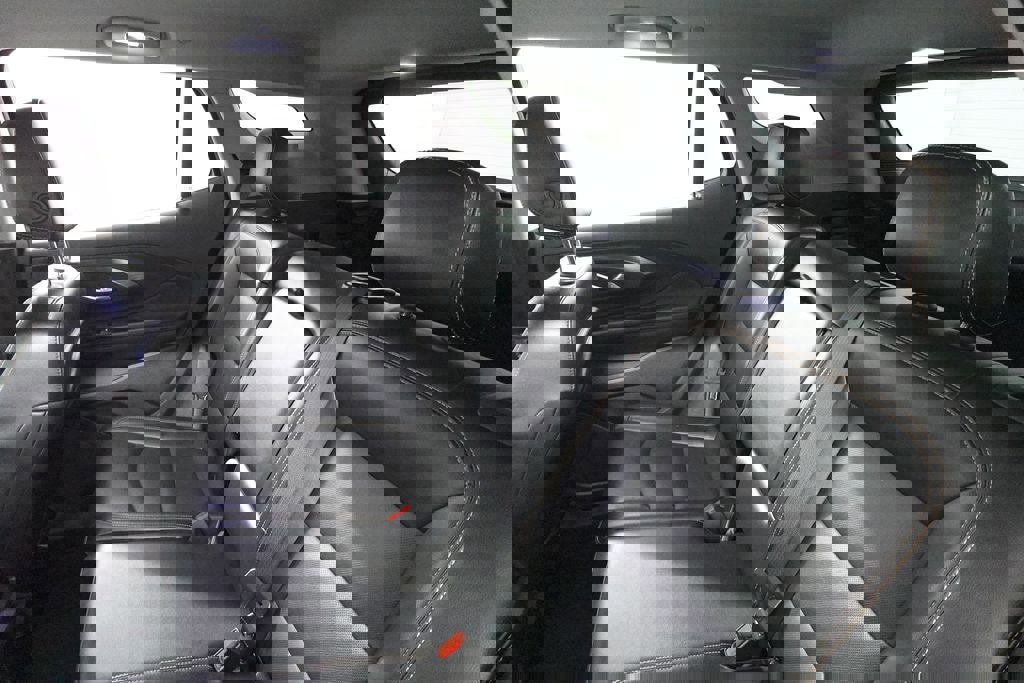 Used 2021 GMC Terrain SLT image 25