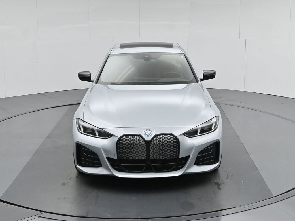 Used 2025 BMW i4 eDrive40 w/ M Sport Package image 31