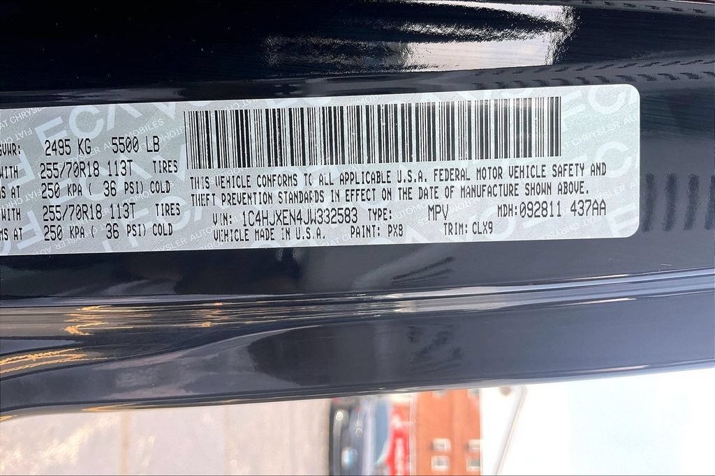 Used 2018 Jeep Wrangler Unlimited Sahara AWD/4WD image 32