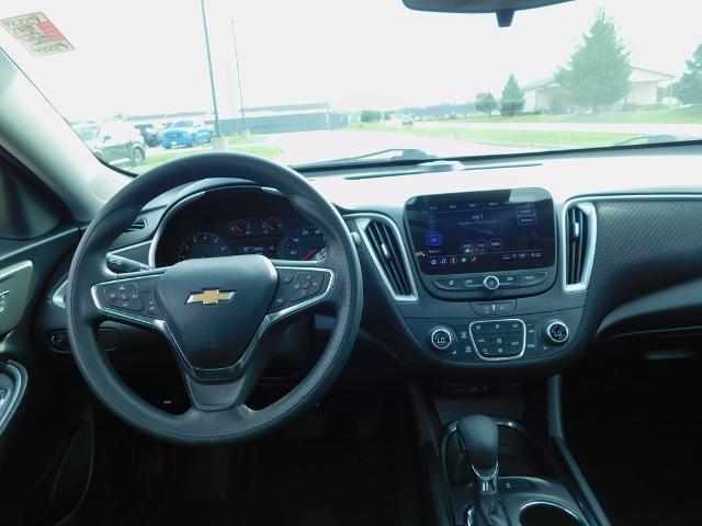 Used 2023 Chevrolet Malibu LT FWD image 7