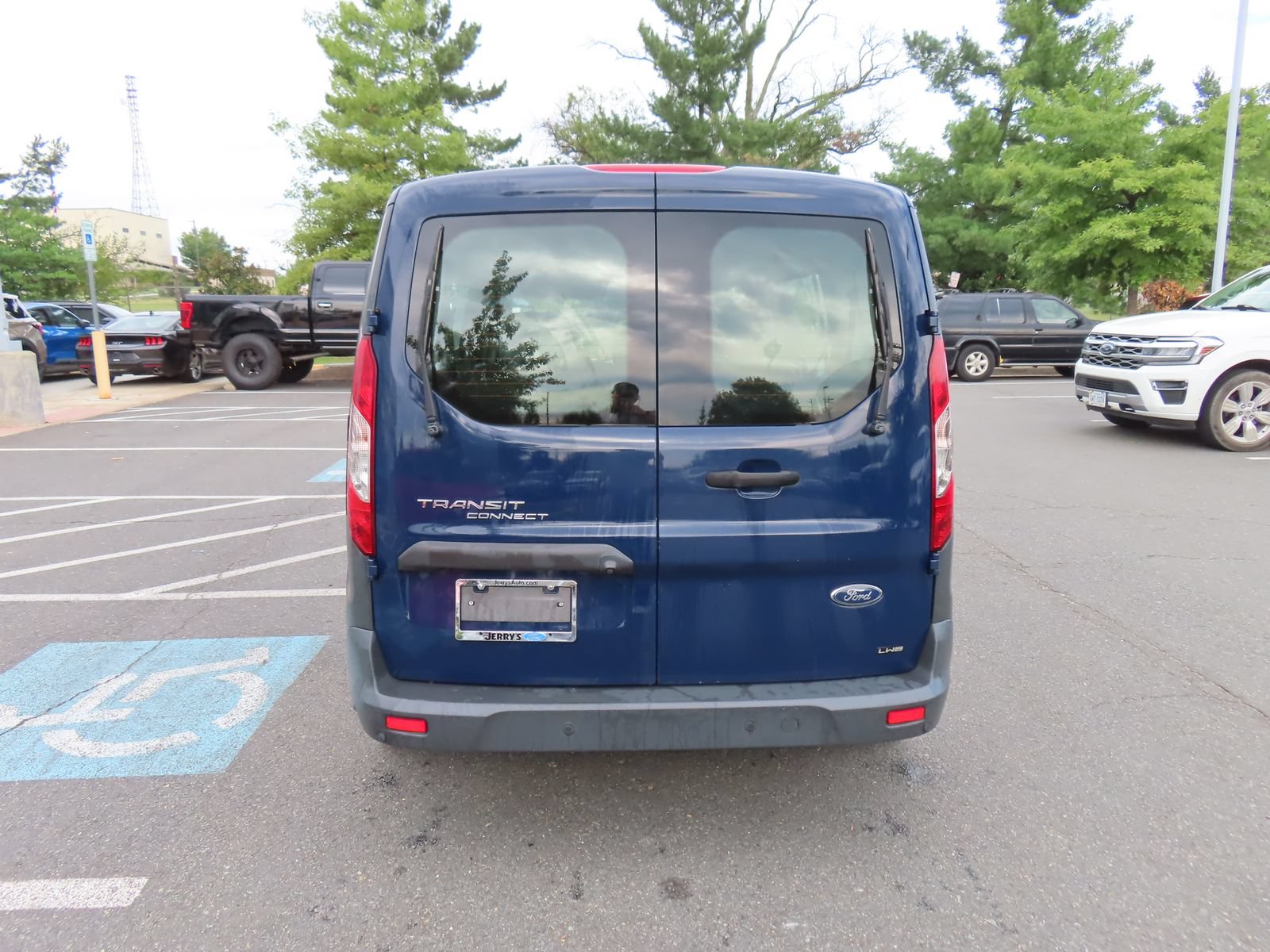 Certified 2017 Ford Transit Connect XL FWD image 6