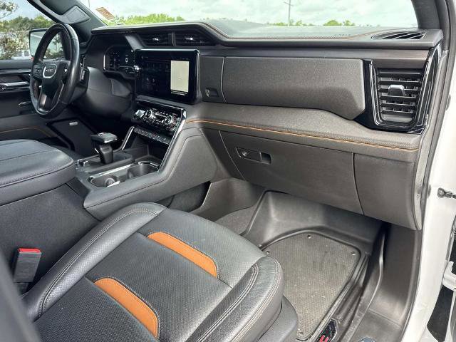 Used 2023 GMC Sierra 1500 AT4 w/ AT4 Premium Package AWD/4WD image 12